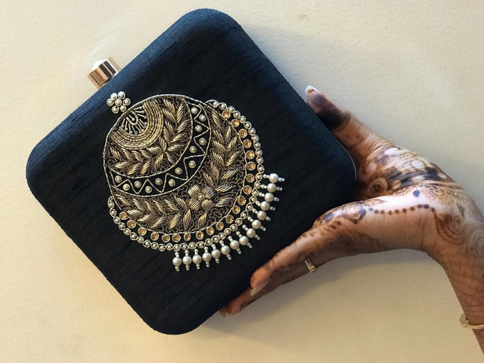 Motif Clutch - The Pink Bazaar
